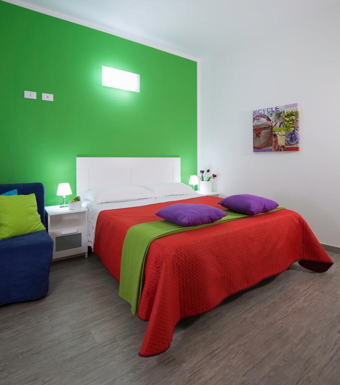 Arricampati Airport Rooms & Bringo Car Rental Carini Exterior foto